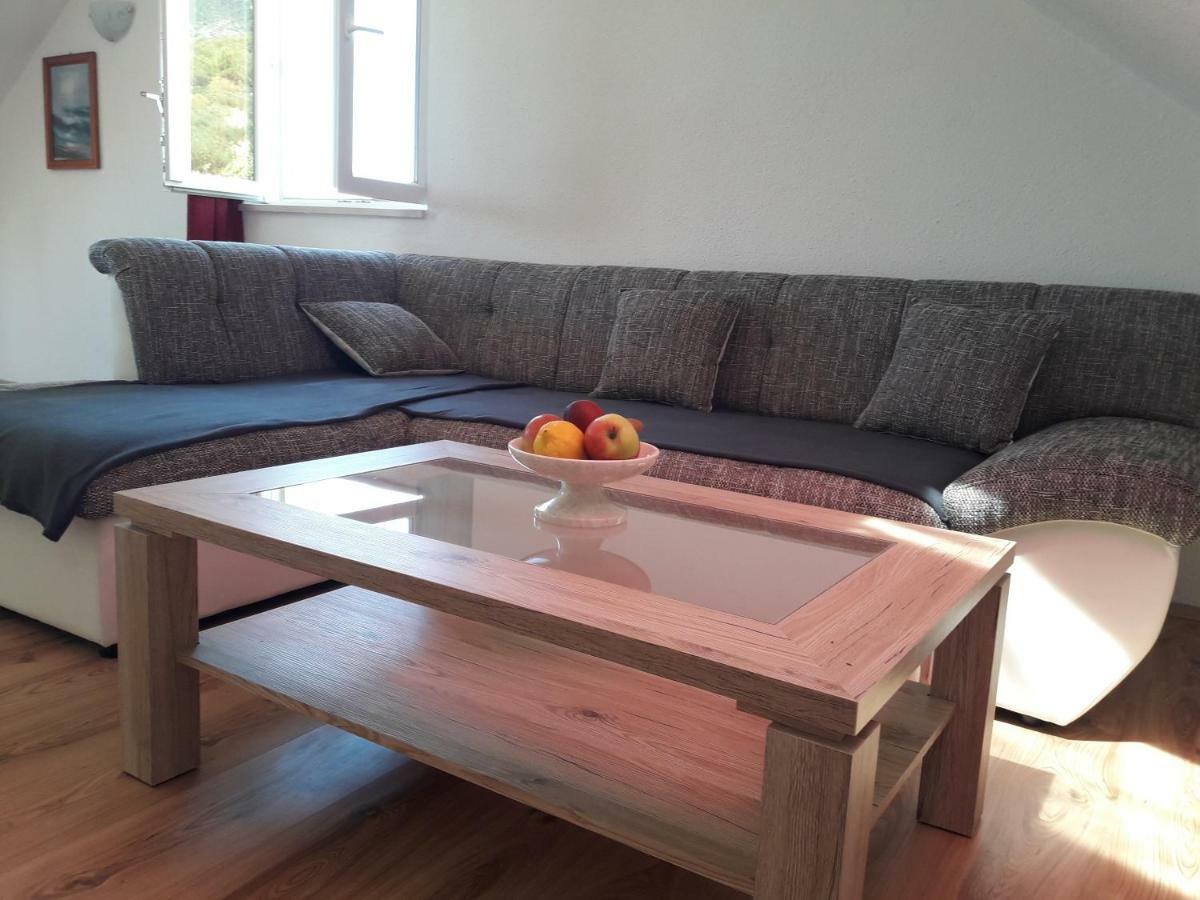 Apartmani Timon Bol Exterior foto